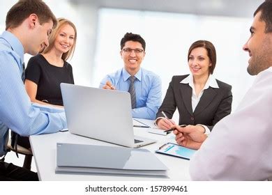 Group of Happy Business People 的图像结果