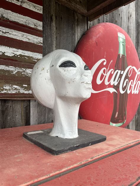 Alien Headlis Type Beat 的图像结果