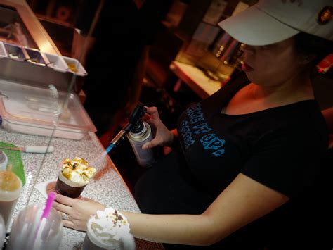 Great Shakes - Palm Springs, CA | Review & What to Eat