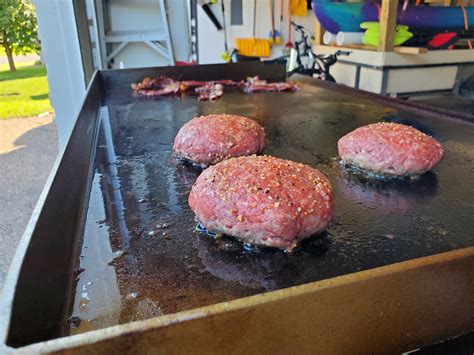 Juicy Lucys - Member Recipes - Member Recipes | In-Depth Outdoors