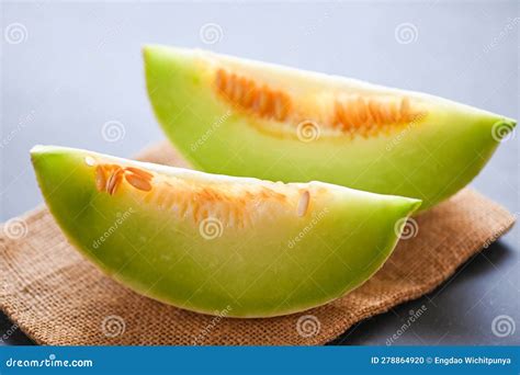 Cantaloupe Thai Slice Fruit for Health Green Cantaloupe Thailand ...