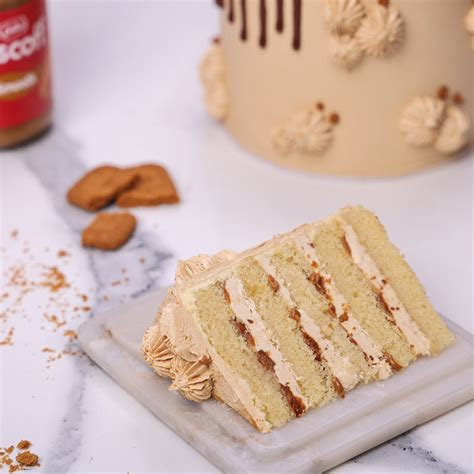 Lotus Biscoff Cake | Biscoff Cake | Lotus Birthday Cake – Liliyum ...