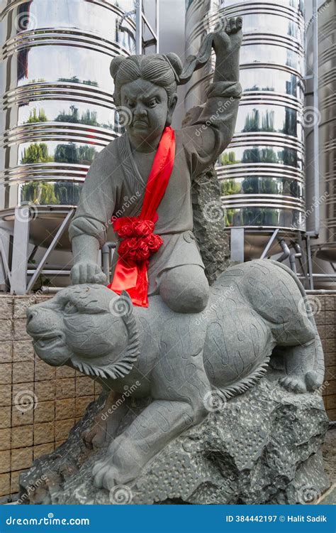 Cai Xiang Statue At Luoyang Bridge. A Famous Historic Site In Quanzhou ...