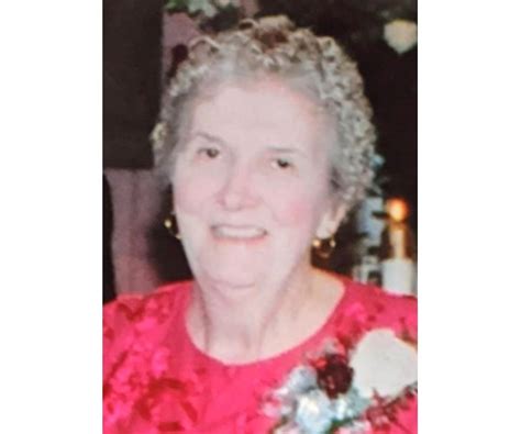Mary Reinhold Obituary (1930 - 2021) - Pittsfield, MA - The Berkshire Eagle