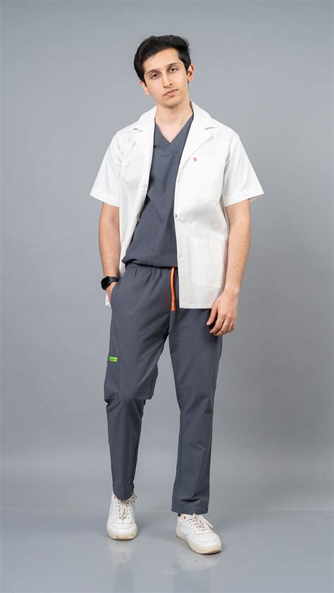 VastraMedwear Half Sleeves Lab Coat/ Apron for Chemistry Lab and Medic ...