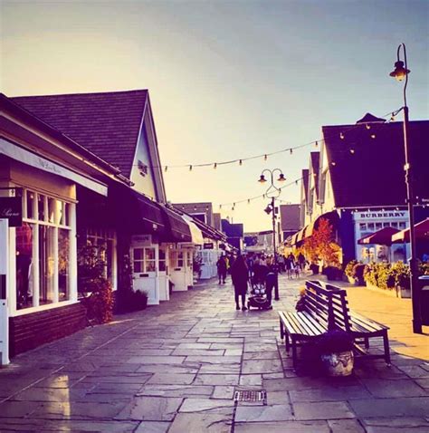 Want designer wear on discount? These are the malls you need to head to ...