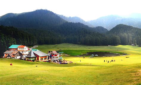 TOP 10 Hill Towns of India for Your Next Satisfying Travel Destination