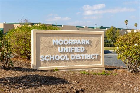 Moorpark, CA City Guide | About Living in Moorpark - Homes.com