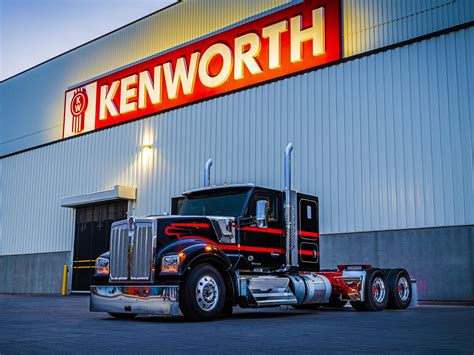 Kenworth Trucks Logo