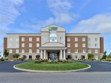 Hotels in Terre Haute, Indiana | Holiday Inn Express & Suites Terre Haute