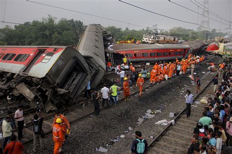 至少288人死亡！印度列车脱轨相撞事故，初步调查结果公布！_澎湃号·媒体_澎湃新闻-The Paper