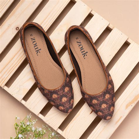 Footwear Online: Buy Men’s & Ladies Footwear at Best Price in India | Zouk