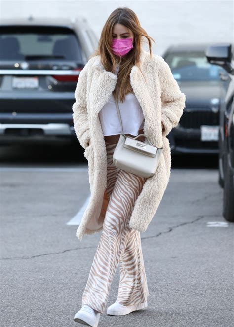 Sofia Vergara - Shopping at XIV Karats Ltd jewelry Store in Beverly ...