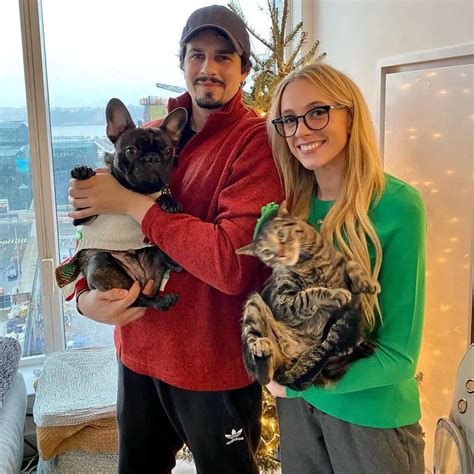 Understanding The Intricacies Of Kat Timpf's Inheritance