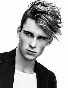 Mens Side Swept Hairstyle by 20 Fashionably Side Swept Undercut Variations Mens Side Swept Hairstyle