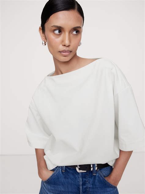 Cotton Boat-Neck T-Shirt | Banana Republic