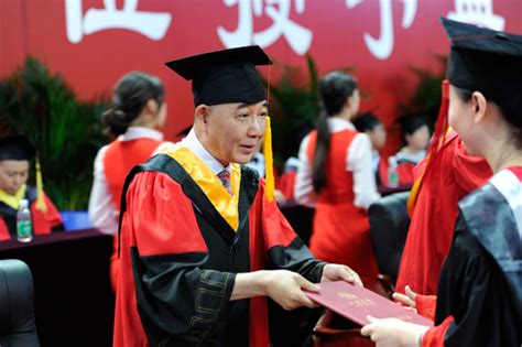四川大学哲学系与宗教所隆重举行2021届毕业生毕业暨授位典礼-四川大学哲学系