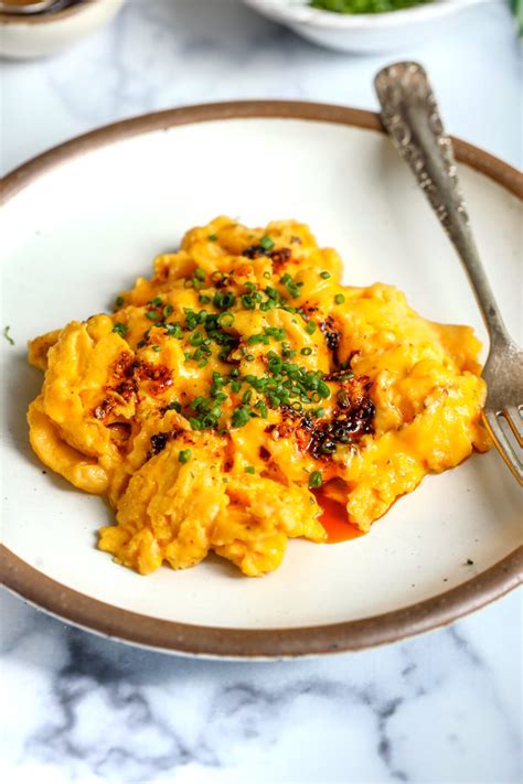 Heavy Cream Scrambled Eggs - Food My Muse