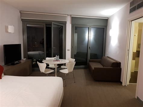 ZAMBALA LUXURY APARTMENTS (Milan) - Apartment Reviews, Photos, Rate ...