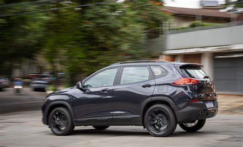 Tracker RS x Renegade Longitude: SUVs de personalidade. Qual é melhor?