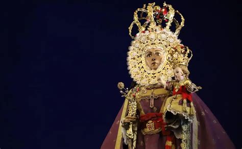 Todo sobre la Virgen de la Fuensanta - Bordados Barber