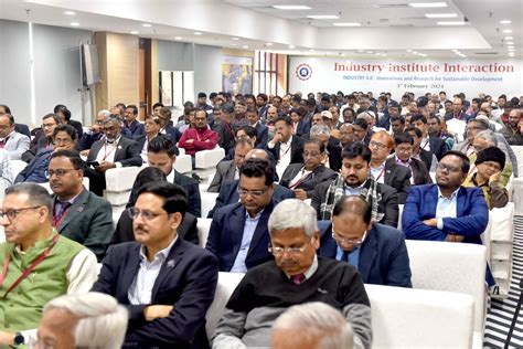 INDIAN INSTITUTE OF TECHNOLOGY (INDIAN SCHOOL OF MINES) DHANBAD