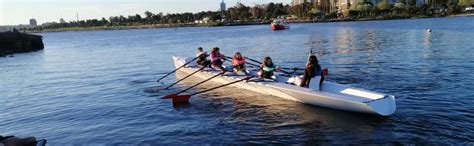 Tour en bote de remo por Montevideo, Montevideo - Central de Reservas