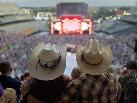 Boys from Oklahoma Concert: Turnpike Troubadours, Cross Canadian ...