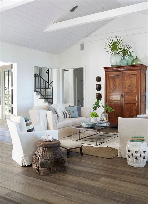 25 Coastal Living Room Ideas for a Laidback Vibe