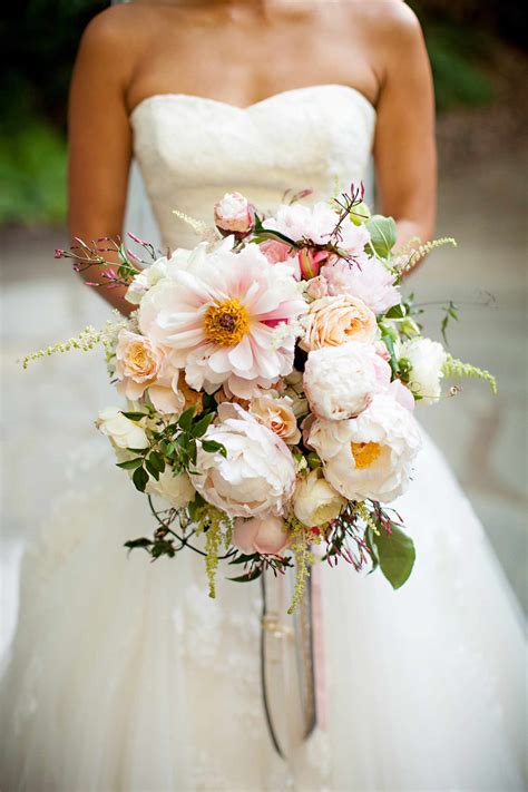 Simple Wedding Flowers Bouquets