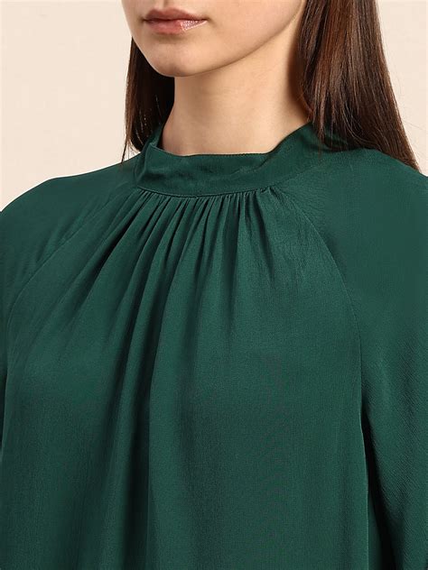 Essentials Tops