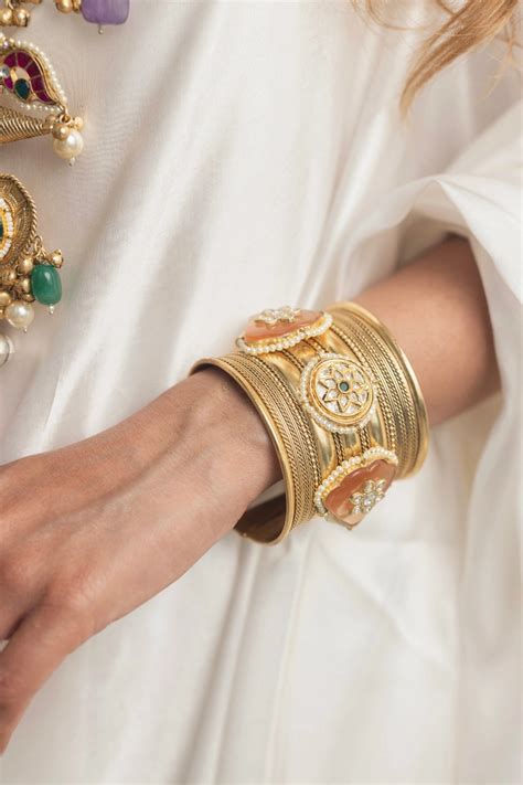 Antique Golden Bracelet – Sultana