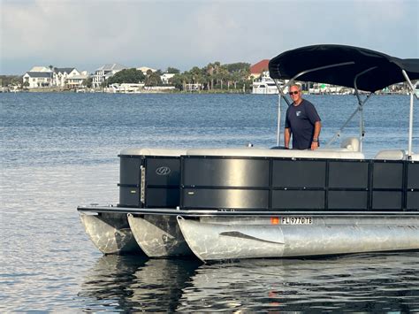 Overnight Pontoon Boat Rentals l Frisky Mermaid Boat Rentals