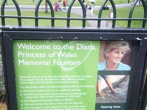 CANARY WHARF WATERFRONT APARTMENTS (London) - Apartment Reviews ...