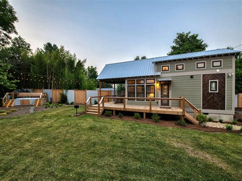 The Hunter Tiny Home Cabin @ Water 65 [ TINY HOUSE TOWN ]