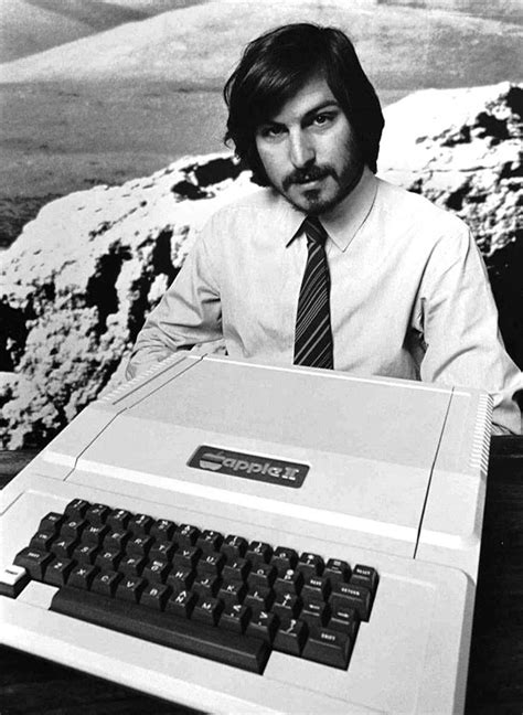Steve Jobs with the Apple II computer 1977. The one that started it all. if you like your iphone ...