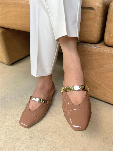 Frequently Asked Questions (FAQs) – Devano Studio