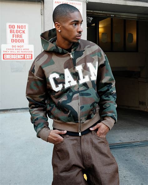 RHINESTONE CAMO HOODIE – calm.
