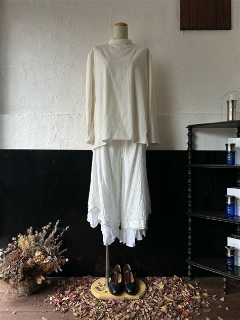 klause band collar shirt silk natural | TALE COCOON