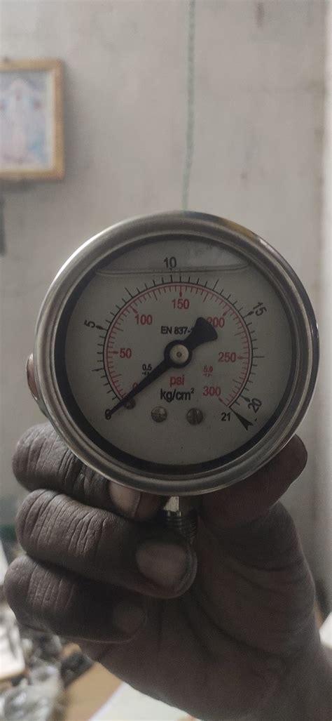OCEAN STAR TECHNOLOGIES 0 To 21 Kg/Cm2 Bottom Connection Pressure Gauge ...