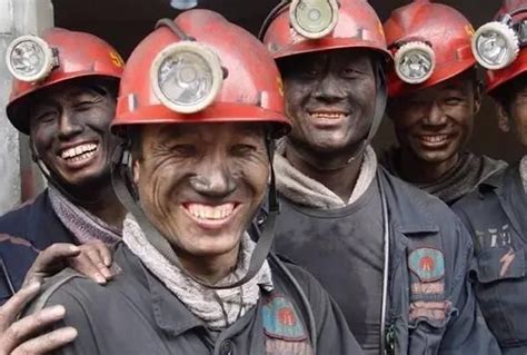 煤矿工人工作那么辛苦,到手工资有多少?有网友晒出工资单