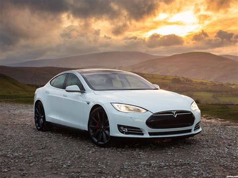 Fotos de Tesla Model S P85 UK 2014