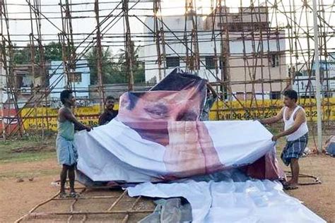 HC puts onus on political parties to curtail illegal hoarding and banners