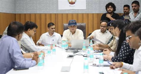 ग्वालियर: एक्शन में सिंधिया, अधिकारियों को दिए ये निर्देश