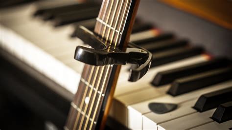 Music Theory for Beginners 2: Sharps, flats and key changes