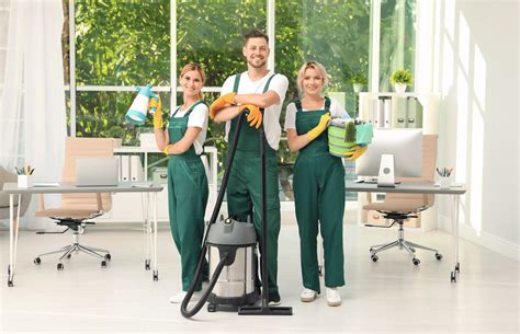 Custodian vs Janitor: Is There a Difference?