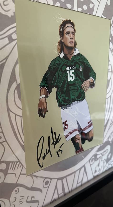 Autógrafo Luis Hernandez "El Matador" - Football Republic