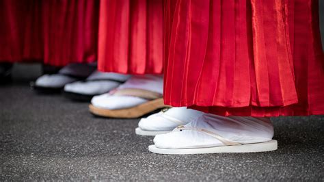 Tabi Shoes - Function, Or Another Fad? – Zen Barefoot