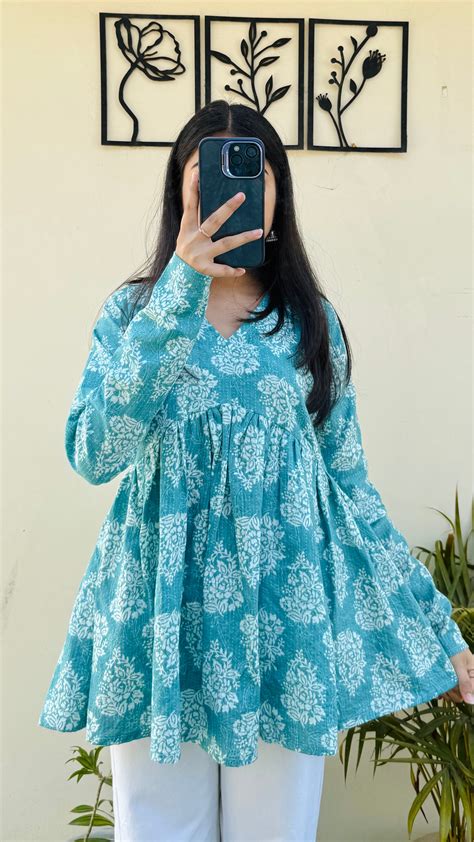 Peplum top – Dolled Up