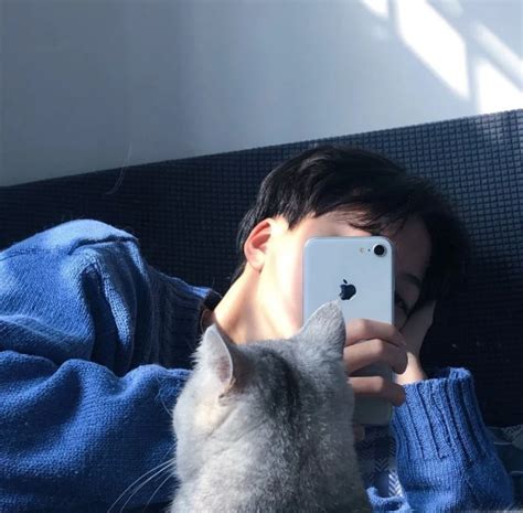 头像男ins风 头像男ins风高级质感 | 犀牛图片网